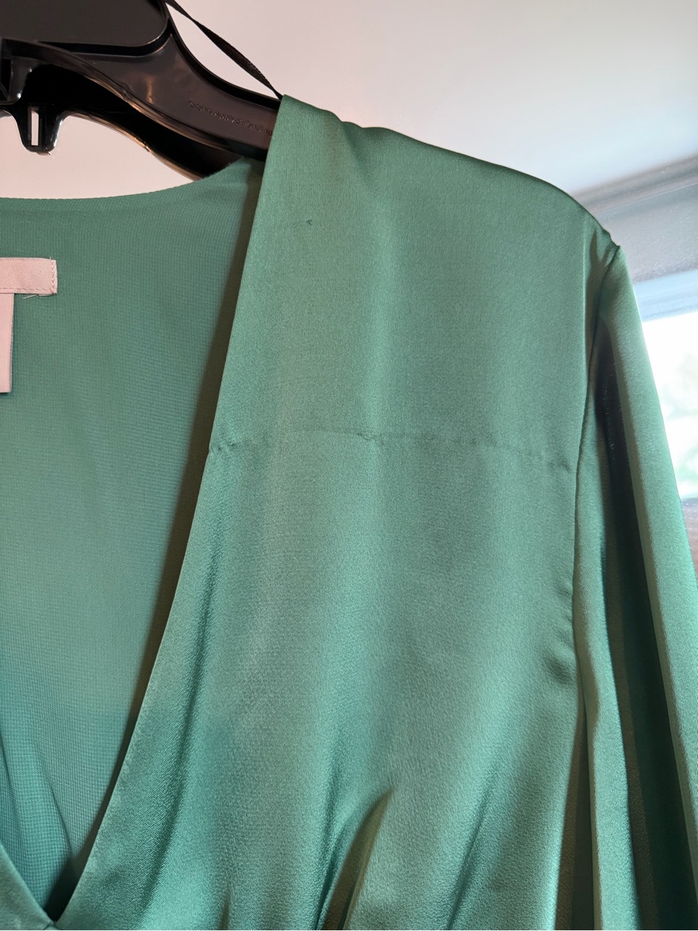 H&M Emerald Green V-Neck Satin Tunic - Picture 5 of 5